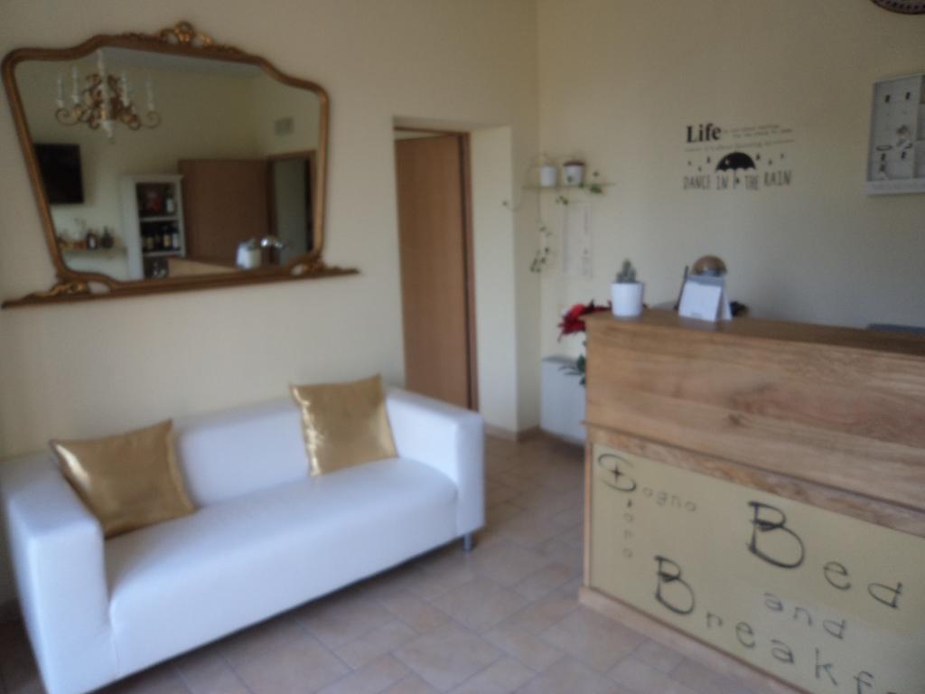 Sogno D'Oro B&B Poggibonsi Buitenkant foto