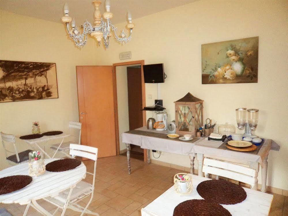 Sogno D'Oro B&B Poggibonsi Buitenkant foto